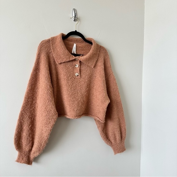 DREAMERS-Fuzzy Cropped Ballon Sleeve Pullover (Size:Small) - Picture 4 of 10